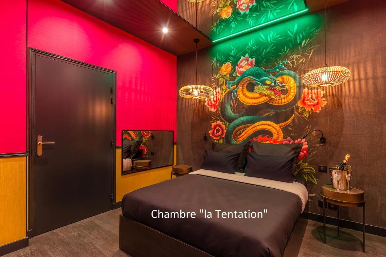 Love Hotel Avec Nuit Insolite Au Dandy Et Jacuzzi Privatise (Adults Only) Париж Екстер'єр фото