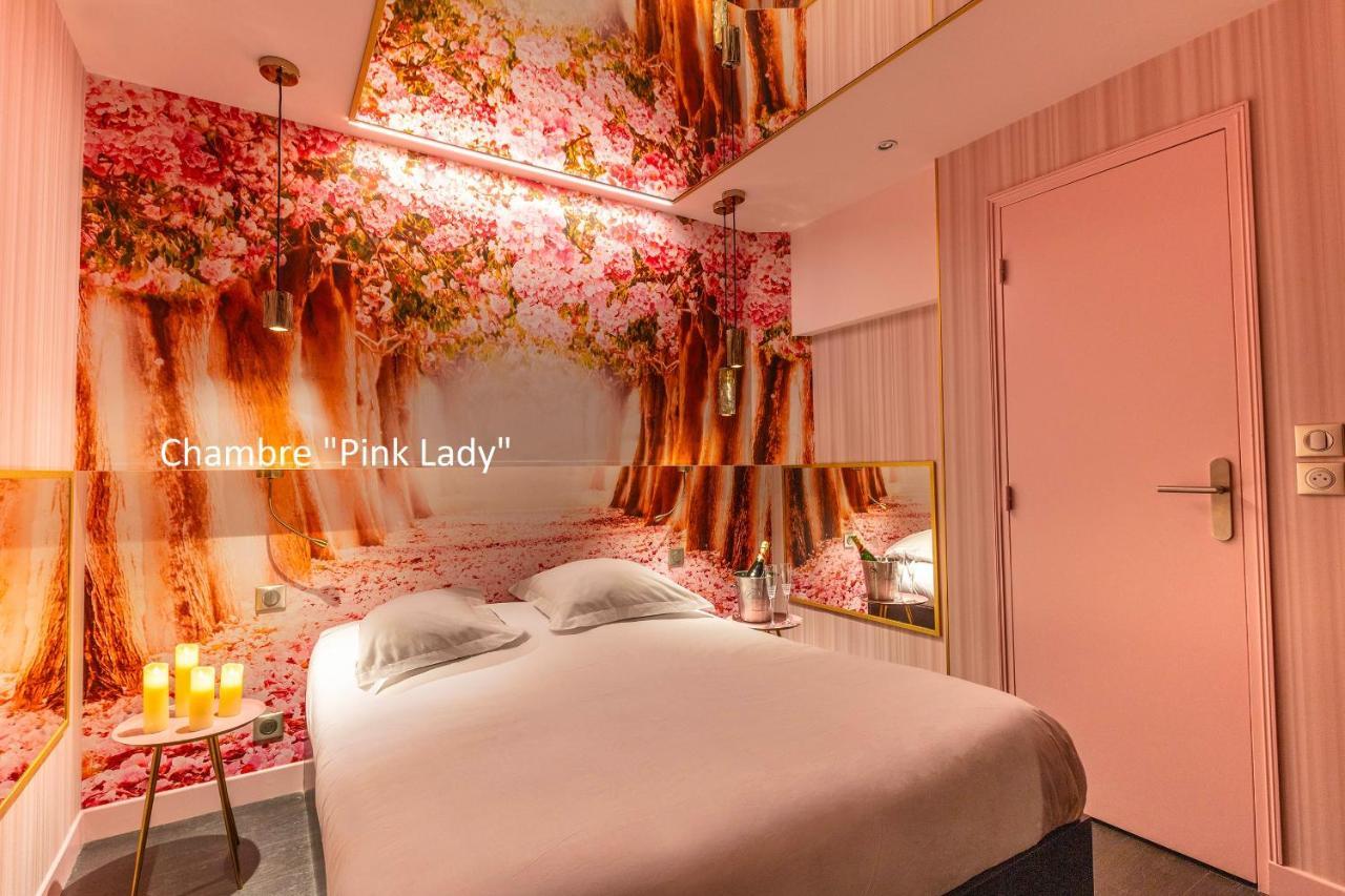 Love Hotel Avec Nuit Insolite Au Dandy Et Jacuzzi Privatise (Adults Only) Париж Екстер'єр фото